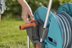 GARDENA AquaRoll M Easy Set - Slangwagen - Maximaal 60 M Opbergcapaciteit 18 GARDENA AquaRoll M Easy Set - Slangwagen - Maximaal 60 M Opbergcapaciteit -Tuin & Buiten Korting Winkel 1200x799 9