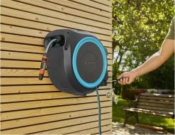 GARDENA - Wandslangenbox Slanghouder - RollUp M/L - 25 Meter - Ø 13 Mm -Tuin & Buiten Korting Winkel 1200x924