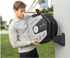 CoolHome - Wandslangenbox 20 Meter + 2 Meter - Tuinslang Met Haspel- Slangenhouder 180° Draaibaar - Tuinslanghaspel Zwart - Grijs -Tuin & Buiten Korting Winkel 1200x992