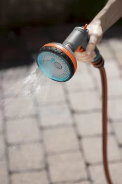 GARDENA - Comfort Broeskop - 5 Straalsoorten - Grijs -Tuin & Buiten Korting Winkel 800x1200 2